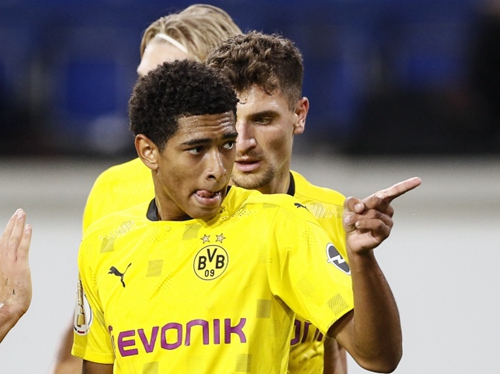 场上大胆尝 场上大胆尝