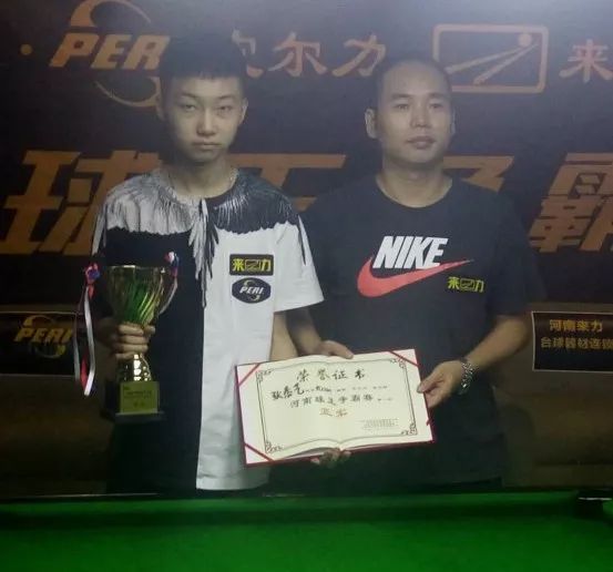 热门话题 热门话题