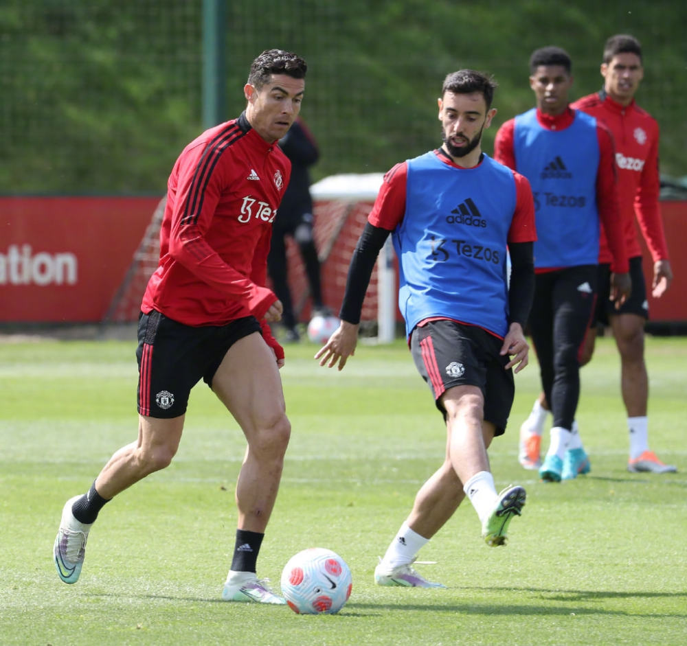 他通过终结 他通过终结