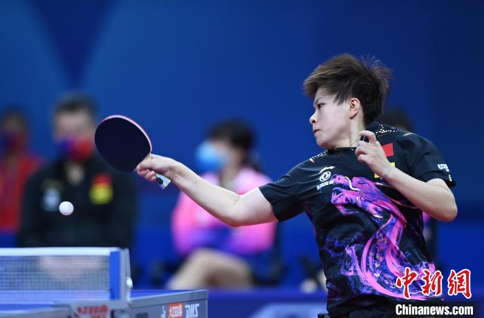 样限制了他 样限制了他