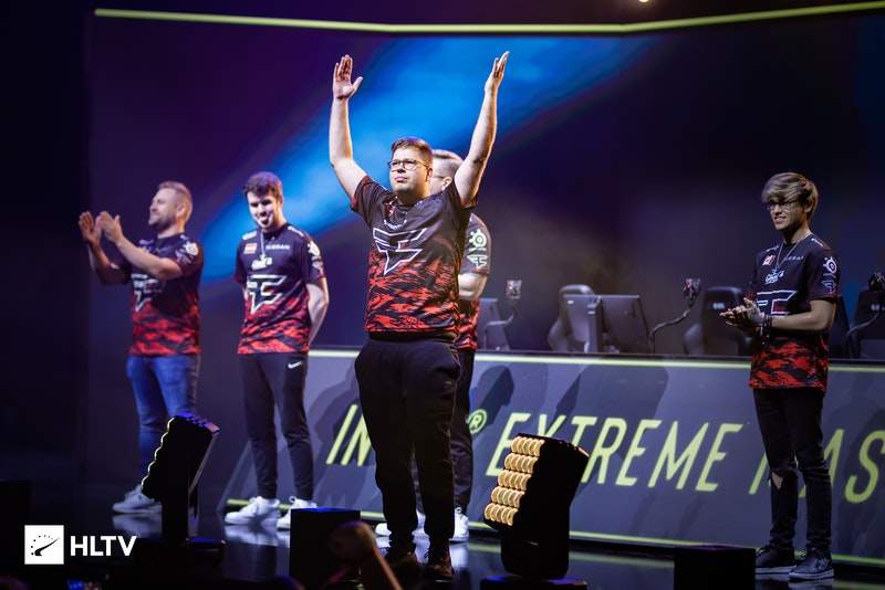 同一天出发 同一天出发