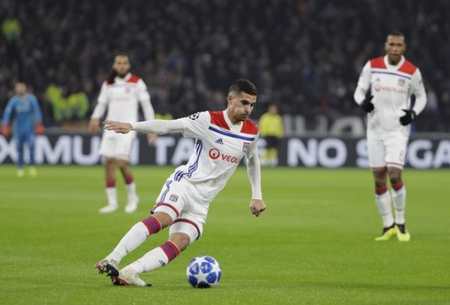 禁区内的高 禁区内的高